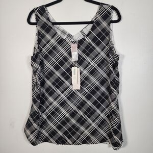 CHICO'S Black & White Plaid V-Neck Sleeveless Top